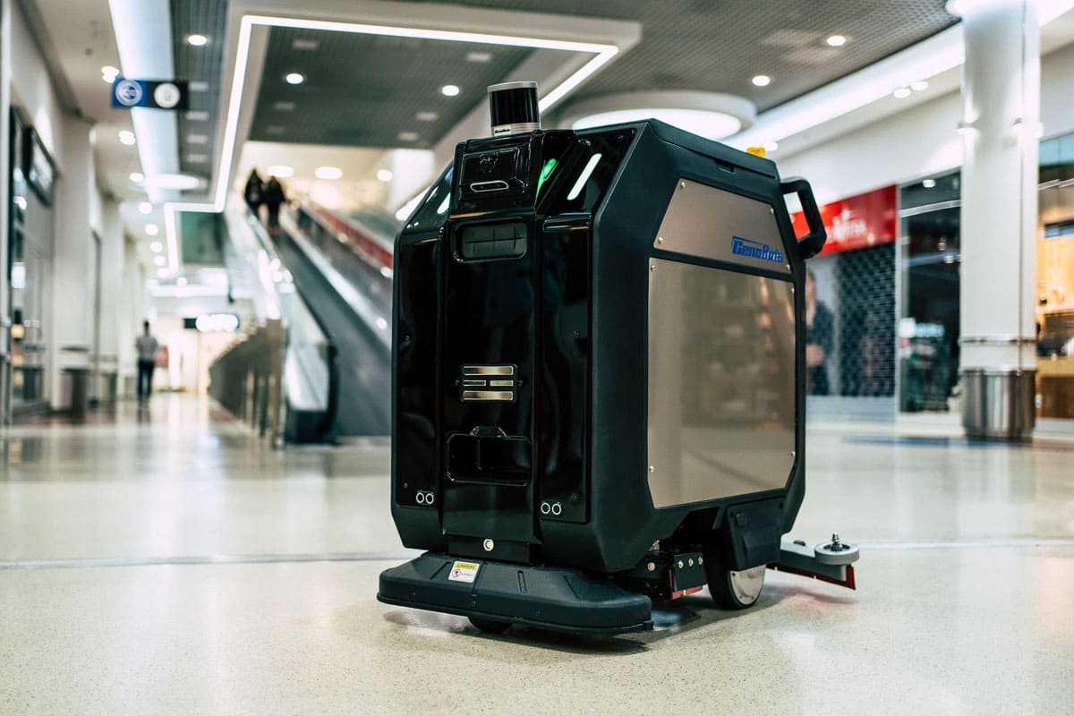 Robot OKINaut v provozu